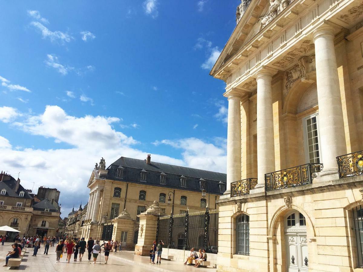 Centre Historique Dijon - Le Patio Apartamento Exterior foto